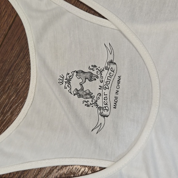 BEAR DANCE RACER BACK GRAPHIC TANK..SIZE MED... #6976 - Picture 3 of 3